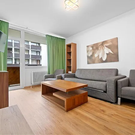 Haus 1 1 - By Four Seasons *